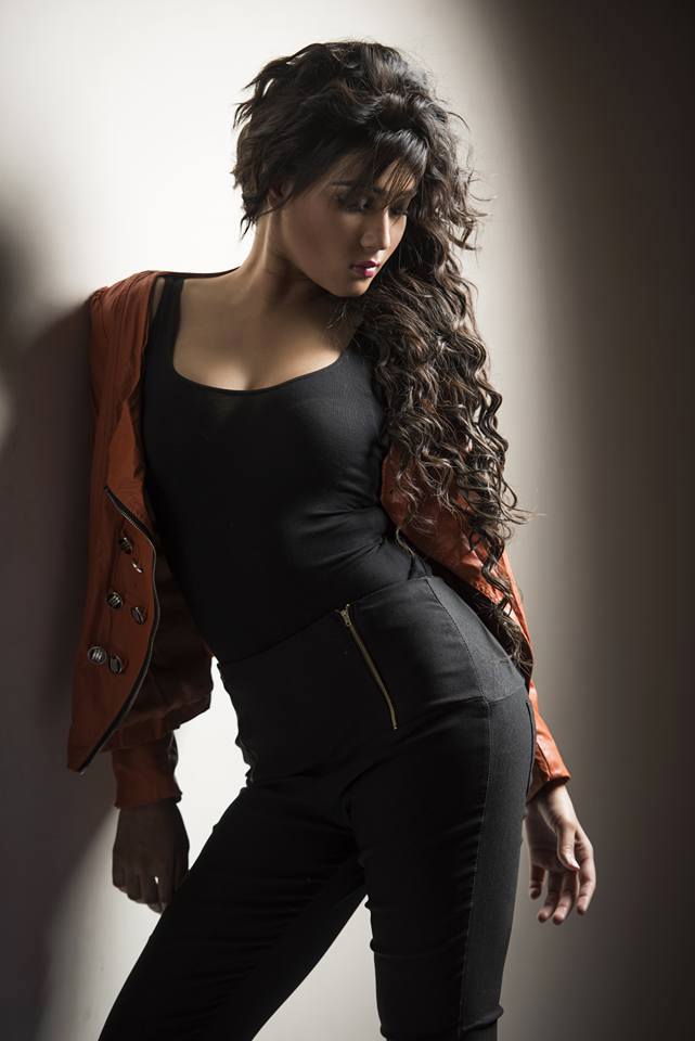 Mahiya Mahi